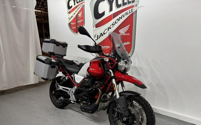 2022 Moto Guzzi V85 TT Evocative Graphics 850 Travel