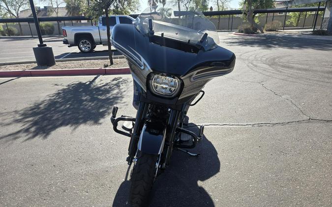 FLHX 2024 Street Glide®