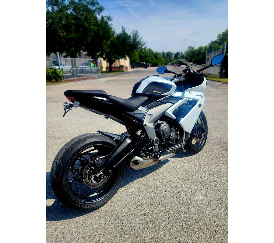 2025 Triumph DAYTONA 660
