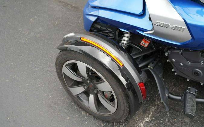 2018 Can-Am Spyder F3-S 6-speed semi-automatic with reverse (SE6)