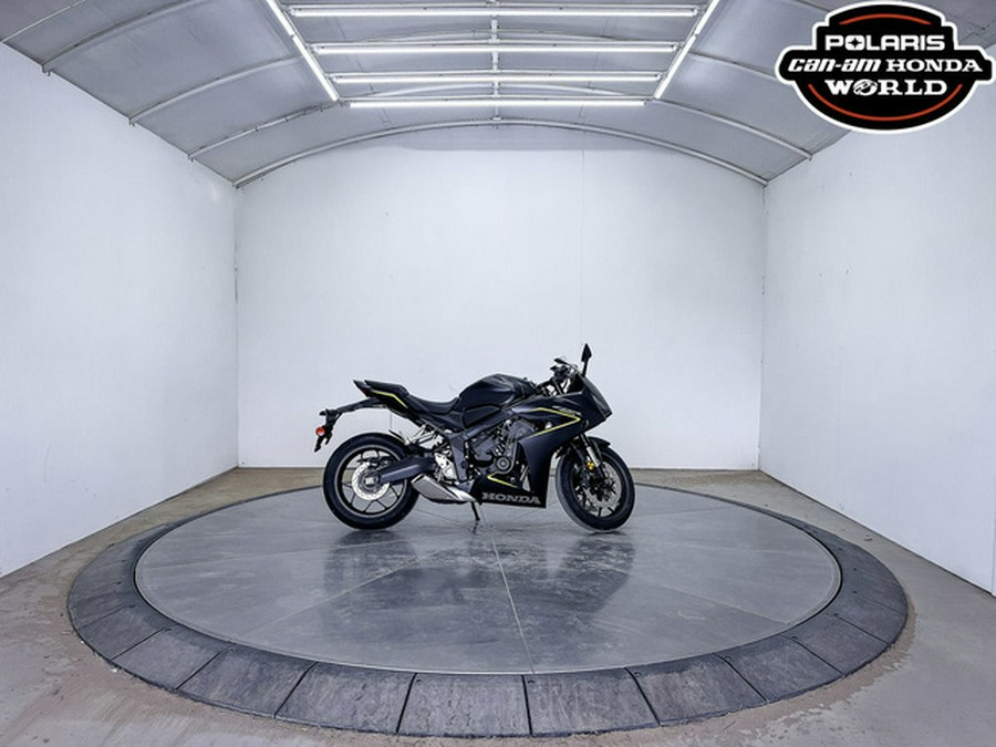 2026 Honda CBR650R E-Clutch
