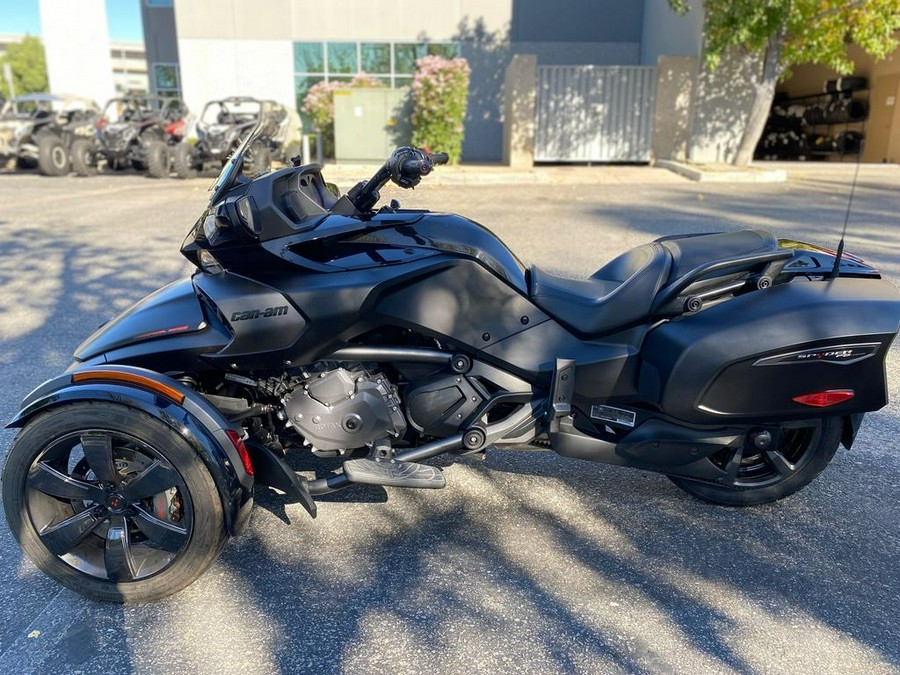 2016 Can-Am® Spyder® F3 Limited Special Series 6-Speed Semi-Automatic (SE6)