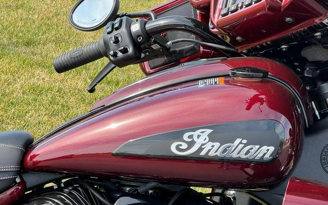 2024 Indian Motorcycle® Roadmaster® Dark Horse® w/Powerband Audio Package Maroon Metallic