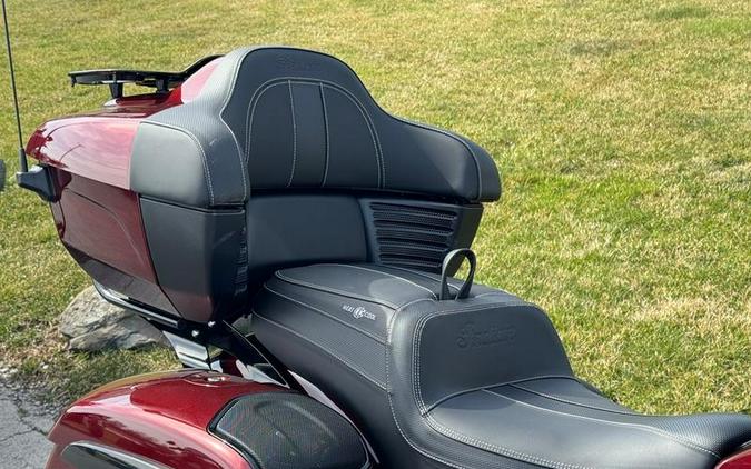 2024 Indian Motorcycle® Roadmaster® Dark Horse® w/Powerband Audio Package Maroon Metallic