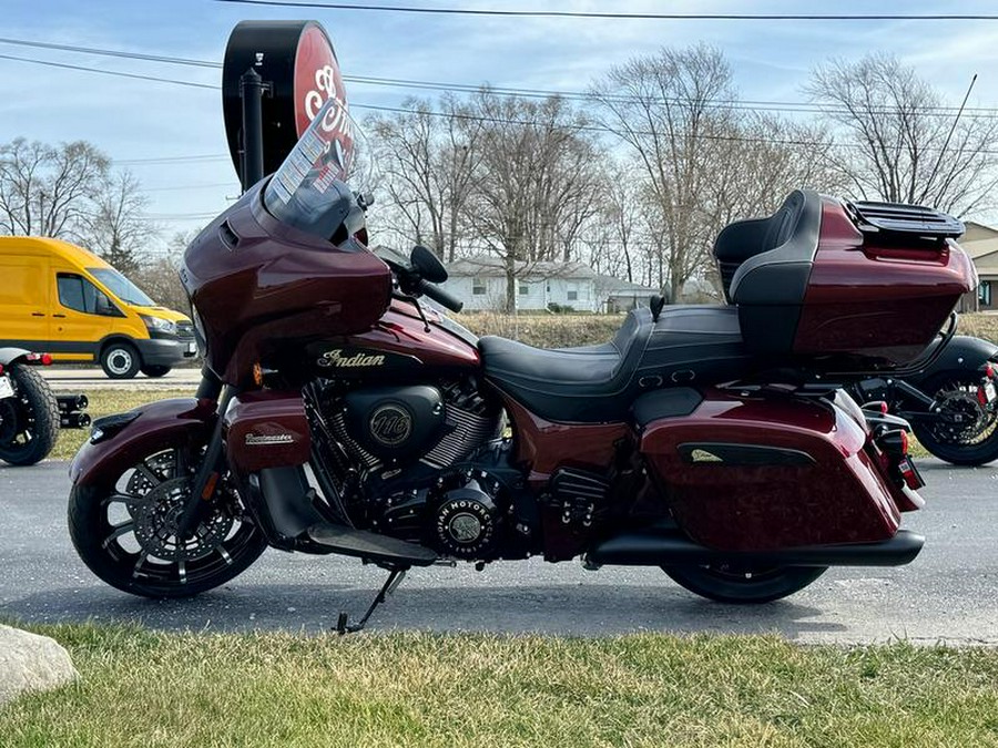 2024 Indian Motorcycle® Roadmaster® Dark Horse® w/Powerband Audio Package Maroon Metallic