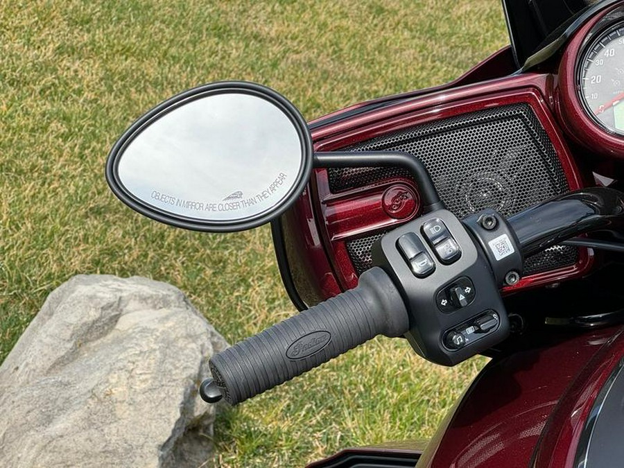 2024 Indian Motorcycle® Roadmaster® Dark Horse® w/Powerband Audio Package Maroon Metallic