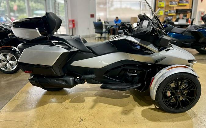 2024 Can-Am Spyder RT Limited Dark Wheels