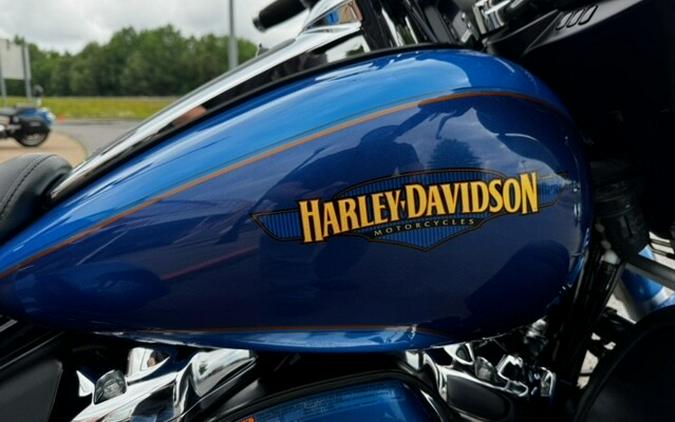 2017 Harley-Davidson Tri Glide Ultra Custom Colour Bonneville Blue/Fathom Bl