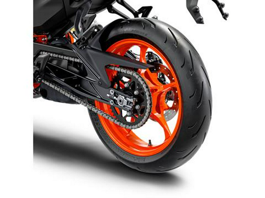 2025 KTM 390 Duke