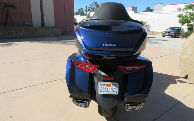 2018 Honda® Gold Wing Tour Automatic DCT Pearl Hawkseye Blue