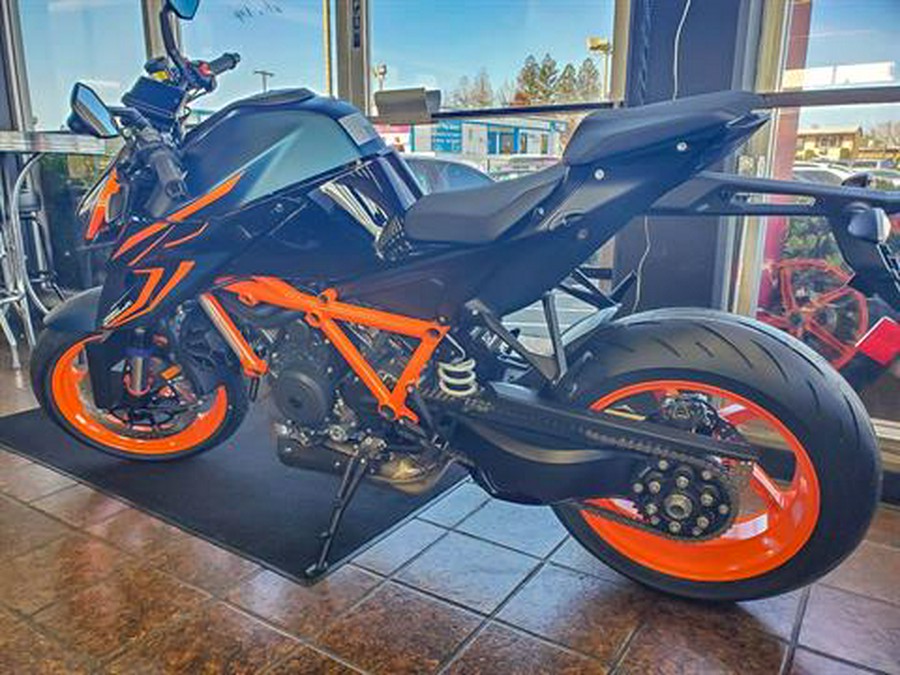 2023 KTM 1290 Super Duke R EVO