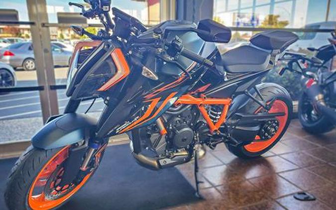 2023 KTM 1290 Super Duke R EVO