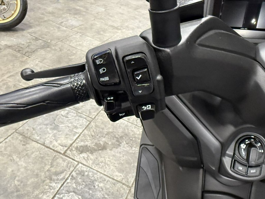 2025 Yamaha XMAX™ Base