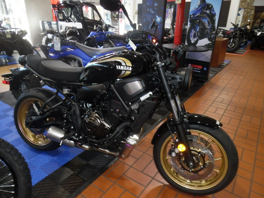 2023 Yamaha XSR700