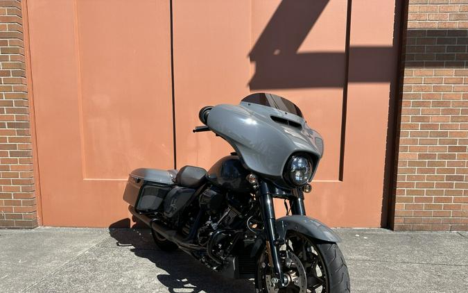 2022 Harley-Davidson Street Glide ST Gunship Gray