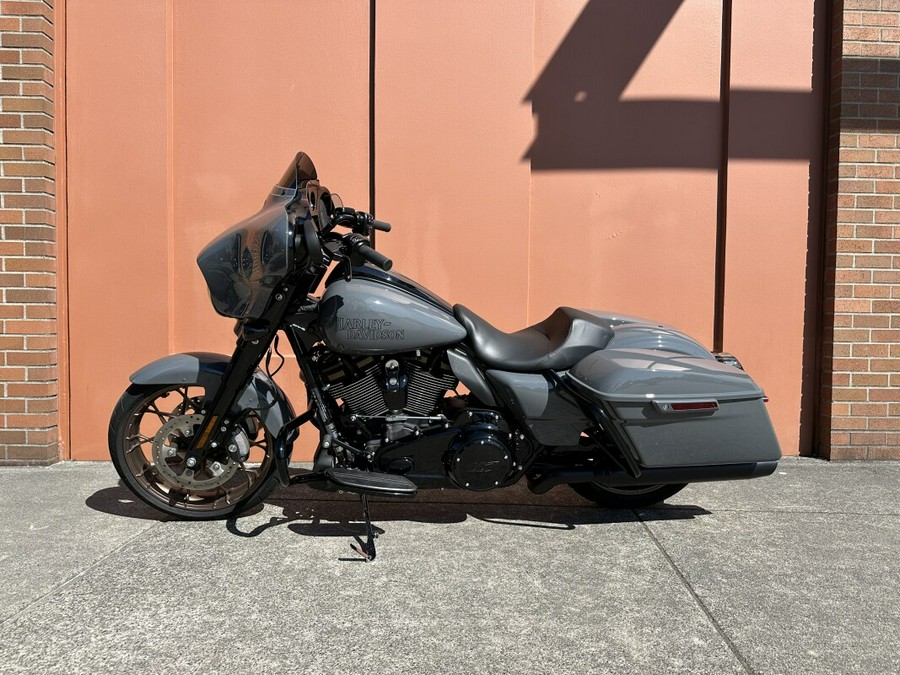 2022 Harley-Davidson Street Glide ST Gunship Gray