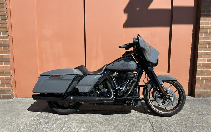 2022 Harley-Davidson Street Glide ST Gunship Gray