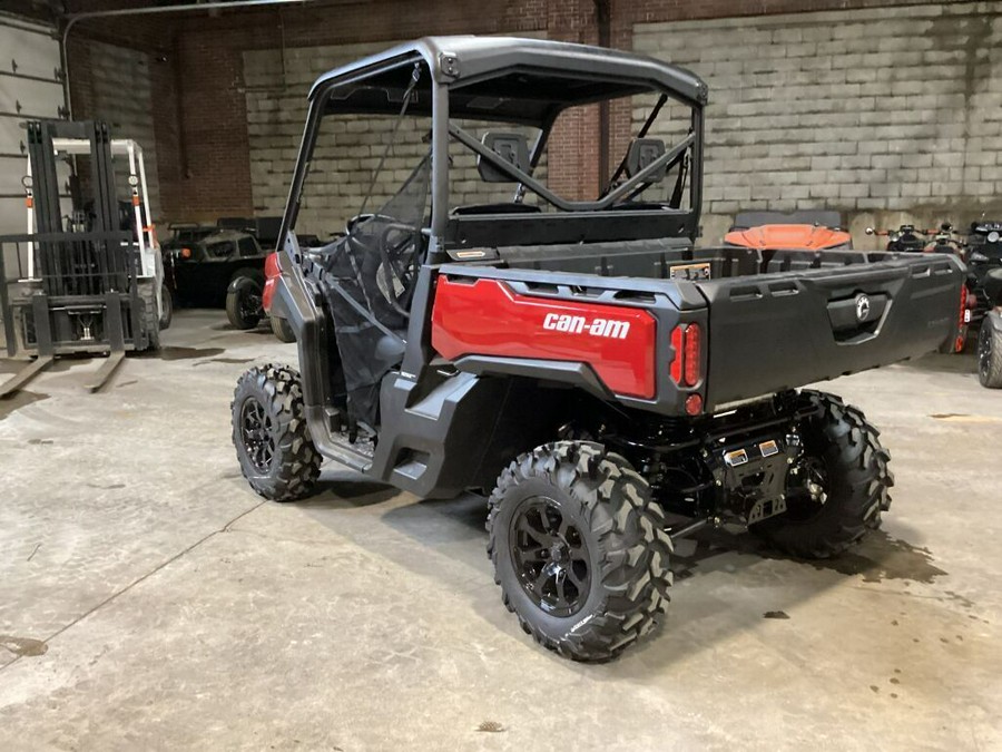 2024 Can-Am™ Defender XT HD10