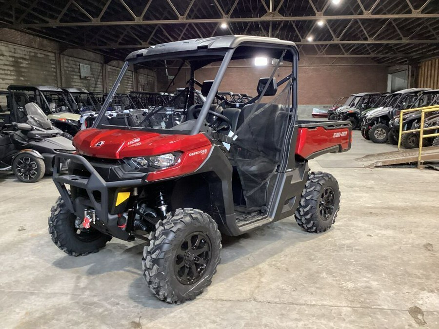 2024 Can-Am™ Defender XT HD10