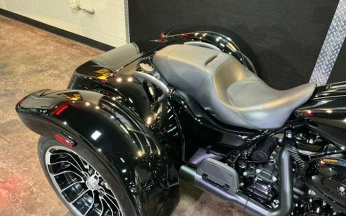 2023 Harley-Davidson Road Glide® 3