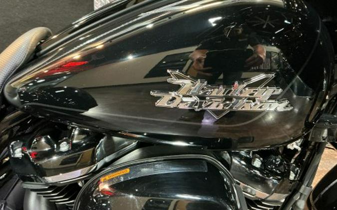 2023 Harley-Davidson Road Glide® 3