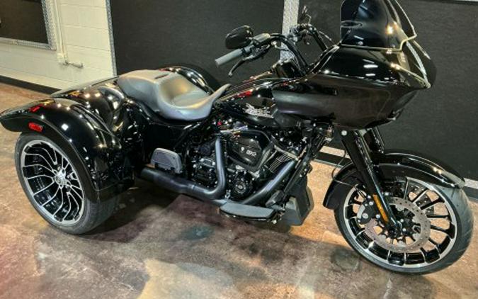 2023 Harley-Davidson Road Glide® 3