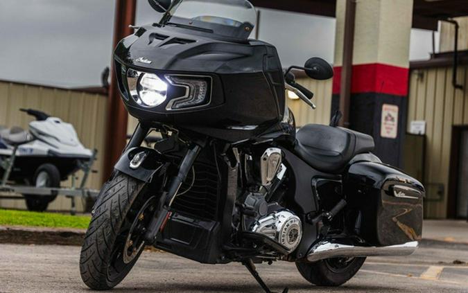 2023 Indian Challenger Black Metallic