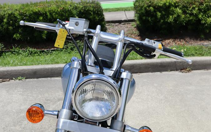 2006 Suzuki Motor of America Inc. Boulevard S40