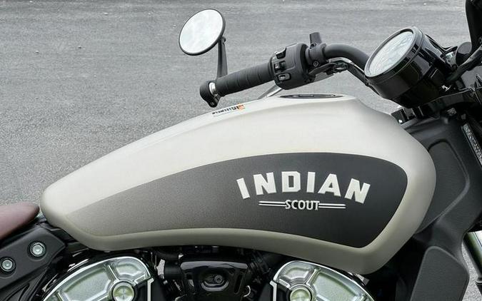 2024 Indian Motorcycle® Scout® Bobber ABS Silver Quartz Smoke