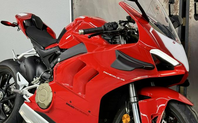 2021 Ducati Panigale V4 Ducati Red