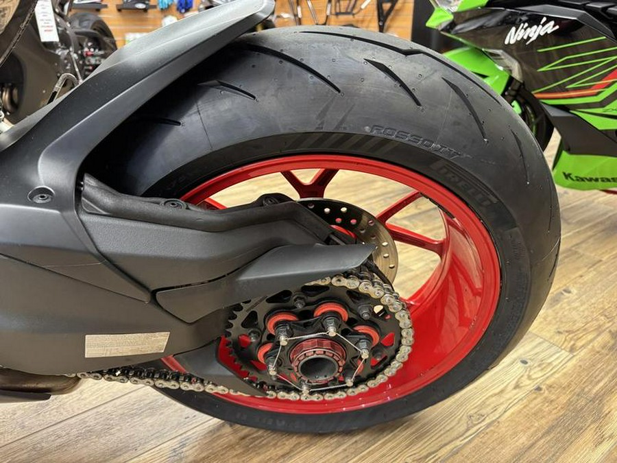 2023 Ducati Panigale V2 White Rosso Livery