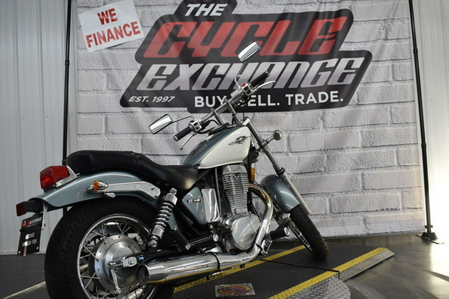 2012 Suzuki Boulevard S40