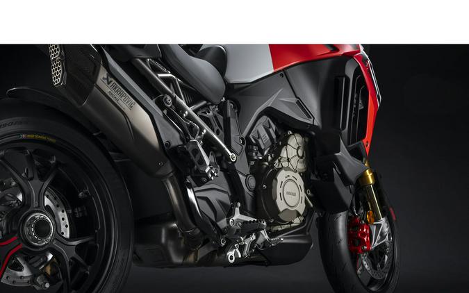 2025 Ducati Multistrada V4 RS