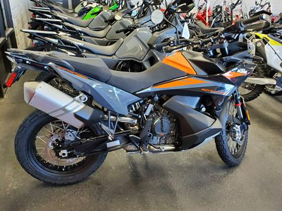 2023 KTM 890 Adventure