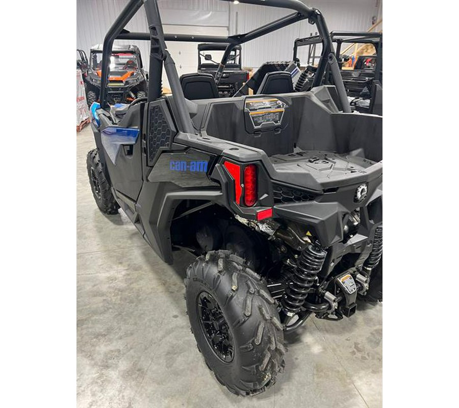 2023 Can-Am Maverick Trail DPS 1000