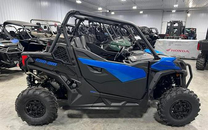 2023 Can-Am Maverick Trail DPS 1000