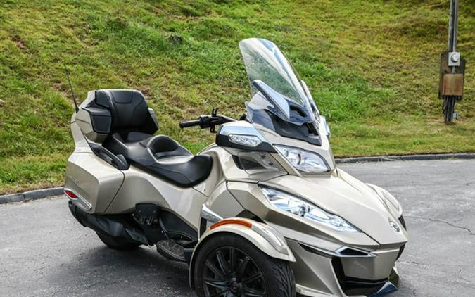 2017 Can-Am Spyder RT S 6-Speed Semi-Automatic (SE6)