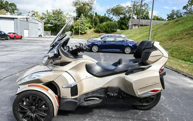 2017 Can-Am Spyder RT S 6-Speed Semi-Automatic (SE6)