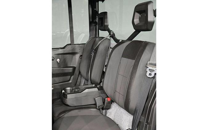 2026 Can-Am Defender MAX XT CAB HD11 With 10.25 in. Infotainment