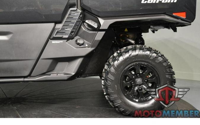 2026 Can-Am Defender MAX XT CAB HD11 With 10.25 in. Infotainment