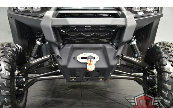 2026 Can-Am Defender MAX XT CAB HD11 With 10.25 in. Infotainment