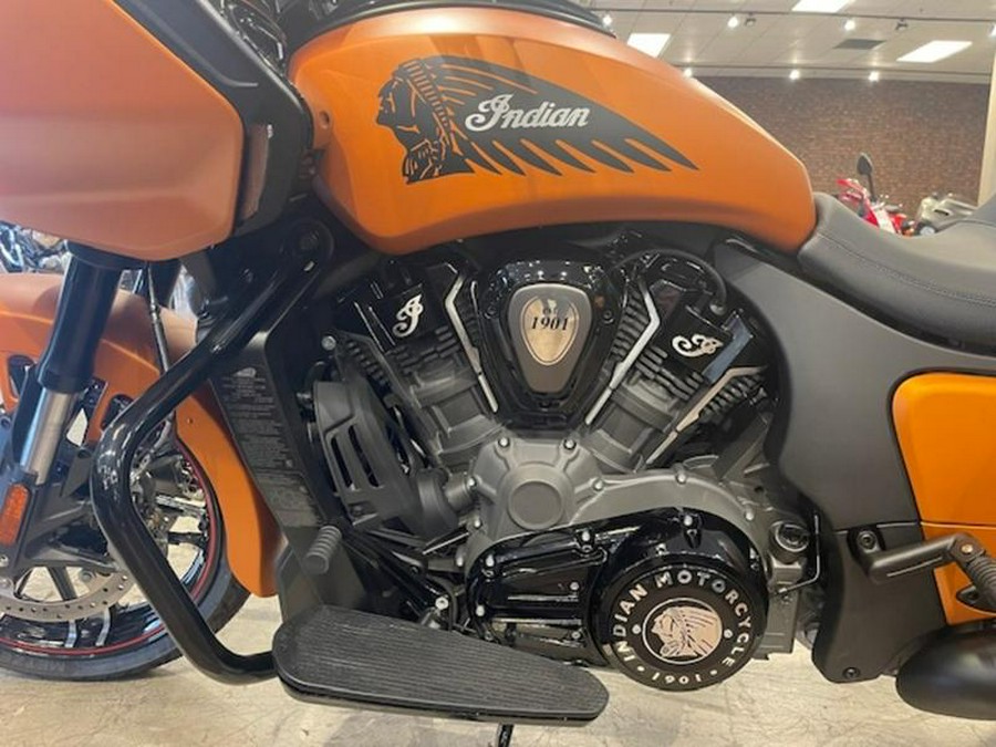 2023 Indian Motorcycle® Challenger® Dark Horse® Icon Riot Orange Smoke