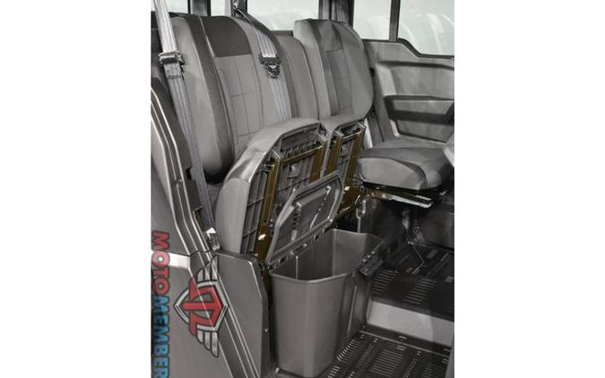 2026 Can-Am Defender MAX XT CAB HD11 With 10.25 in. Infotainment Dark Wildland Camo