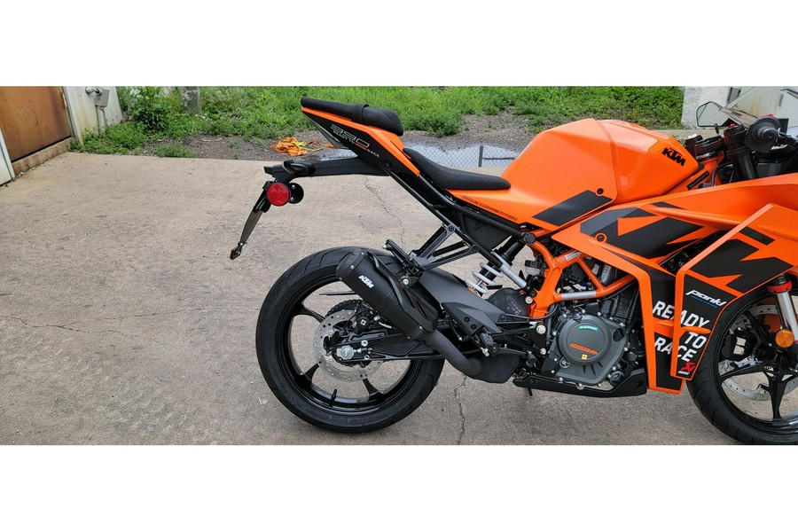 2023 KTM RC 390