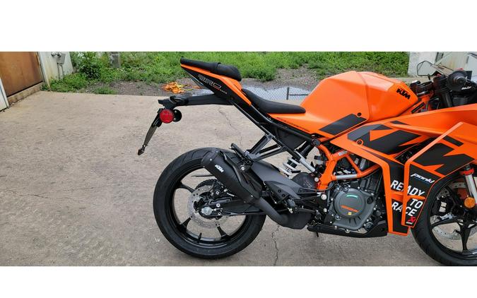 2023 KTM RC 390