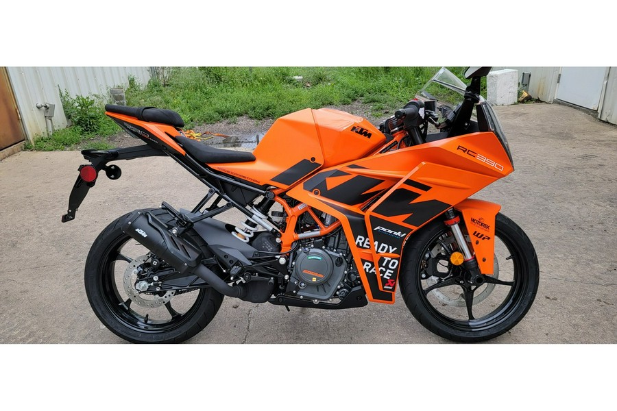 2023 KTM RC 390