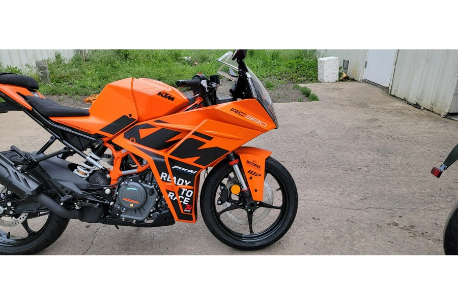 2023 KTM RC 390