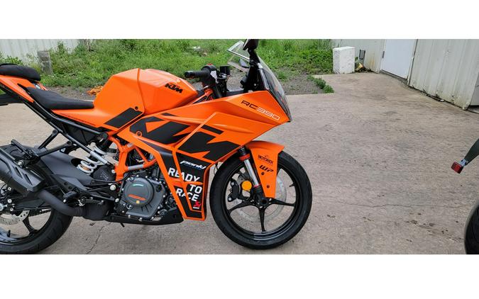 2023 KTM RC 390