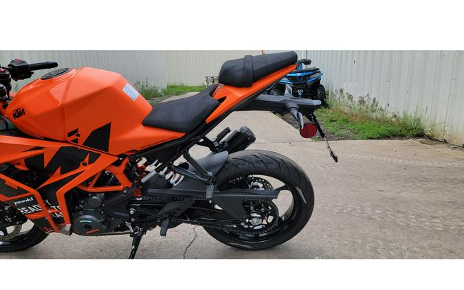 2023 KTM RC 390