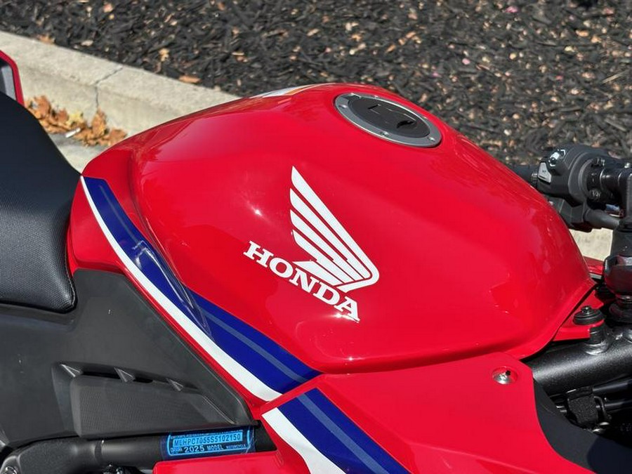 2025 Honda® CBR500R